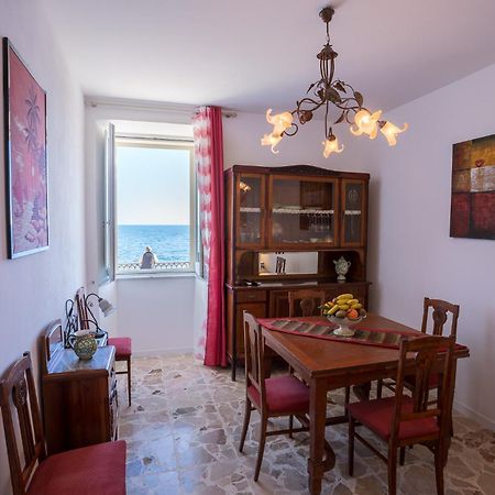 Maniace Sea View Apartment By Ortigia Apartments Сиракуза Екстериор снимка