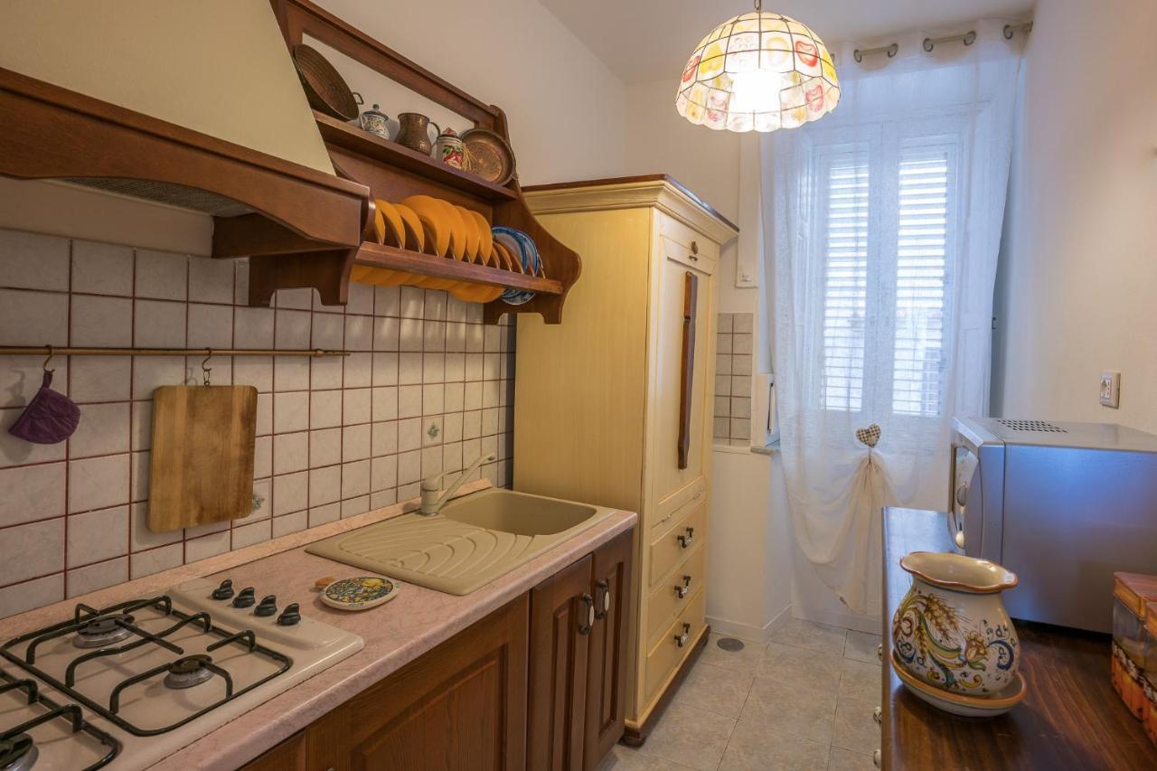 Maniace Sea View Apartment By Ortigia Apartments Сиракуза Екстериор снимка